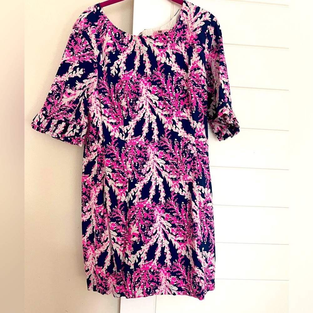Lilly Pulitzer Pink Short Sleeve Dress with Keyhole Back- Size 14- EUC